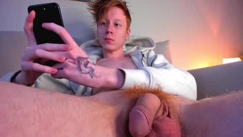 Snapshot of omg_pie chatting on 12/20/24, 11:10 Mars online show from 12/20/24, 11:10