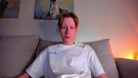 Snapshot of omg_pie chatting on 12/25/24, 07:34 Mars online show from 12/25/24, 07:34