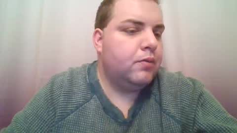 Snapshot of omgmikeydidwhat chatting on 12/25/24, 11:53 omgmikeydidwhat online show from 12/25/24, 11:53