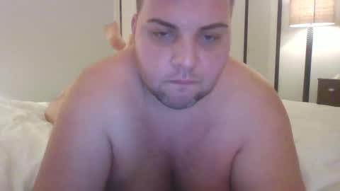 Snapshot of omgmikeydidwhat chatting on 02/19/25, 06:33 omgmikeydidwhat online show from 02/19/25, 06:33