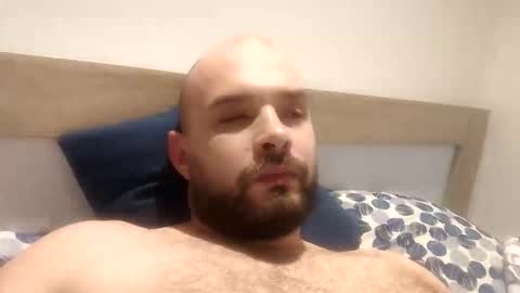 Snapshot of omgwhereim chatting on 11/16/25, 09:42 omgwhereim online show from 11/16/25, 09:42