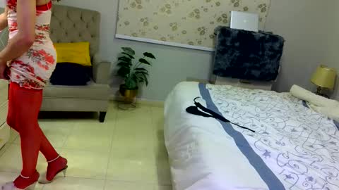 Snapshot of omhuj chatting on 05/18/26, 10:32 Deffa online show from 05/18/26, 10:32