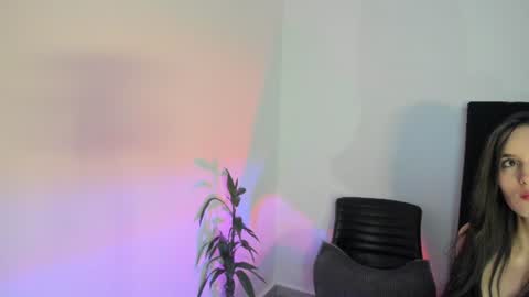 Violette online show from 08/03/26, 06:34