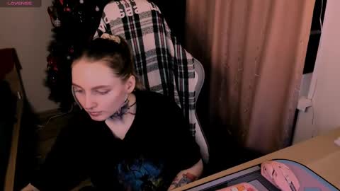 on_yxxx online show from 02/19/25, 04:22