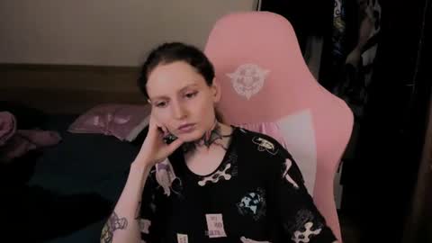 on_yxxx online show from 06/22/26, 07:44