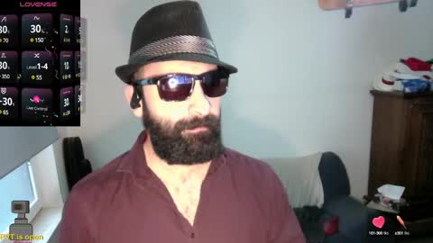 ona nisme online show from 01/01/25, 02:20