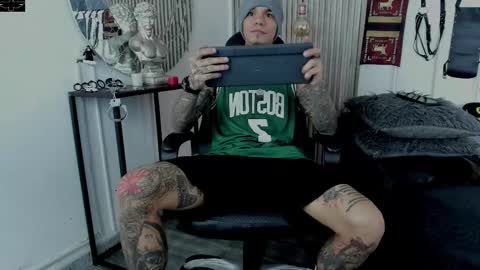 Snapshot of onceagain97_ chatting on 10/02/25, 07:54 ... online show from 10/02/25, 07:54