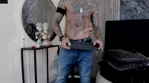 Snapshot of onceagain97_ chatting on 10/09/25, 07:23 ... online show from 10/09/25, 07:23