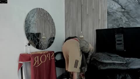 Snapshot of onceagain97_ chatting on 10/16/25, 07:37 ... online show from 10/16/25, 07:37