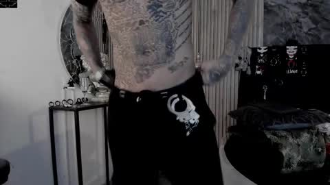 Snapshot of onceagain97_ chatting on 10/30/25, 08:09 ... online show from 10/30/25, 08:09