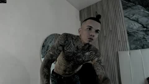     ... online show from 05/04/26, 03:35