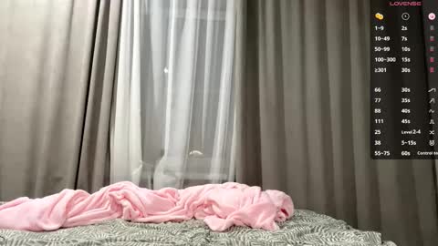 Eva online show from 10/24/25, 03:19