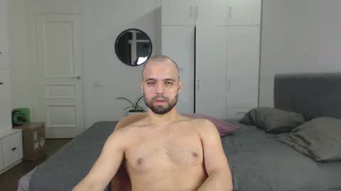 onebestlover online show from 01/22/25, 02:56