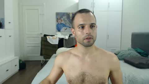 onebestlover online show from 07/24/26, 08:18