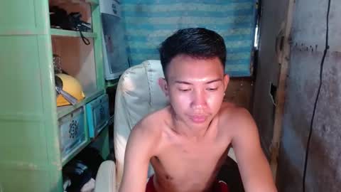 Snapshot of onebigloadxxx chatting on 12/30/24, 07:48 Wyn Will serve you and be your slave online show from 12/30/24, 07:48