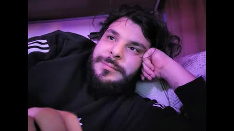 Snapshot of onecrew1 chatting on 12/10/24, 12:39 onecrew1 online show from 12/10/24, 12:39