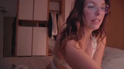 Ariel online show from 12/30/24, 09:29