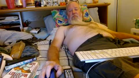 Snapshot of onemattu chatting on 09/19/25, 06:15 Mattu online show from 09/19/25, 06:15