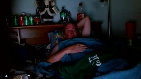 Snapshot of onemattu chatting on 12/22/25, 07:27 Mattu online show from 12/22/25, 07:27