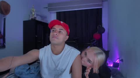 Snapshot of onemore_cum chatting on 02/28/25, 03:48 YIN MIGUEL online show from 02/28/25, 03:48