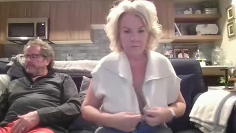 couple mature milf bigboobs curvy mommydaddy online show from 12/27/24, 10:48