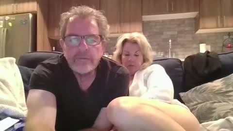 couple mature milf bigboobs curvy mommydaddy online show from 01/16/25, 04:17