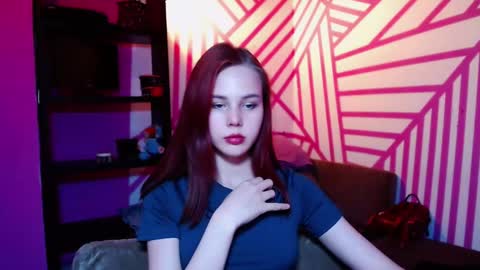 onessandra online show from 10/20/25, 07:42