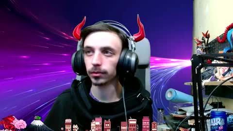 Snapshot of oni_hoshi chatting on 12/14/25, 07:07 Oni hoshi online show from 12/14/25, 07:07