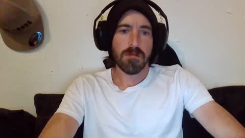 Snapshot of oniyoshiken chatting on 09/22/25, 10:01 oniyoshiken online show from 09/22/25, 10:01