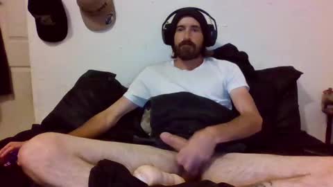 Snapshot of oniyoshiken chatting on 10/03/25, 06:16 oniyoshiken online show from 10/03/25, 06:16