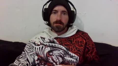 Snapshot of oniyoshiken chatting on 10/18/25, 09:26 oniyoshiken online show from 10/18/25, 09:26