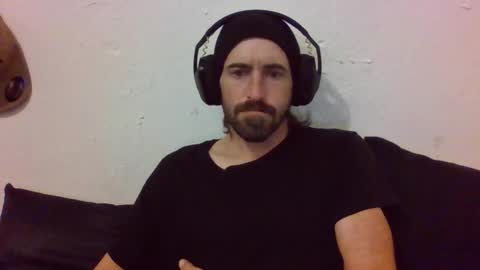 Snapshot of oniyoshiken chatting on 11/13/25, 10:52 oniyoshiken online show from 11/13/25, 10:52