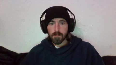 Snapshot of oniyoshiken chatting on 11/18/25, 07:18 oniyoshiken online show from 11/18/25, 07:18