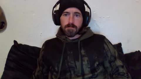 Snapshot of oniyoshiken chatting on 11/20/25, 07:35 oniyoshiken online show from 11/20/25, 07:35