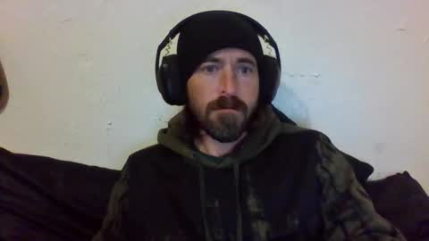 Snapshot of oniyoshiken chatting on 11/21/25, 07:12 oniyoshiken online show from 11/21/25, 07:12