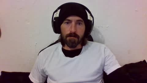 Snapshot of oniyoshiken chatting on 11/24/25, 06:40 oniyoshiken online show from 11/24/25, 06:40