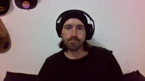 Snapshot of oniyoshiken chatting on 11/26/25, 08:10 oniyoshiken online show from 11/26/25, 08:10