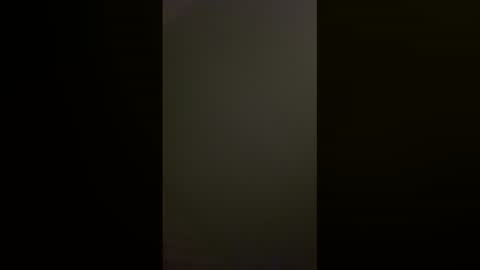 online_player221 online show from 12/21/25, 11:45