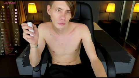 Erick  online show from 01/22/25, 05:48