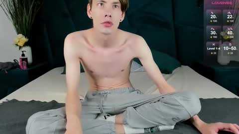 Erick  online show from 09/21/25, 07:10