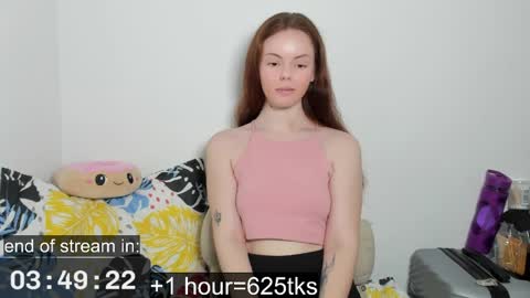 Snapshot of only_sarah1 chatting on 05/19/26, 10:05 only_sarah1 online show from 05/19/26, 10:05