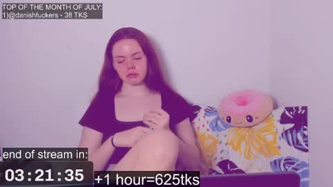 only_sarah1 online show from 07/08/26, 10:25