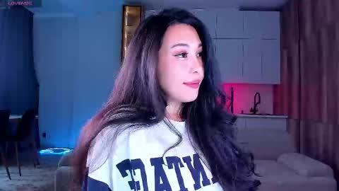 Snapshot of onlycatsss chatting on 09/30/25, 06:18 Amelia online show from 09/30/25, 06:18