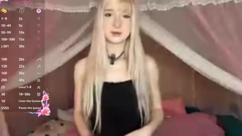 Snapshot of onlyeva1 chatting on 04/11/26, 07:45 Eva online show from 04/11/26, 07:45
