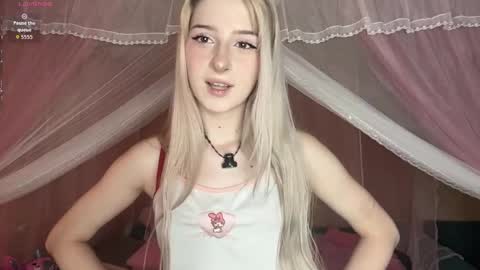 Snapshot of onlyeva1 chatting on 05/21/26, 09:16 Eva online show from 05/21/26, 09:16