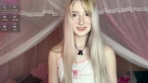 Snapshot of onlyeva1 chatting on 06/06/26, 08:52 Eva online show from 06/06/26, 08:52