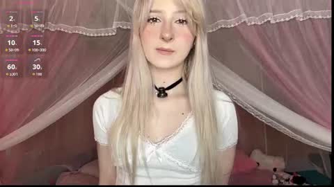 Snapshot of onlyeva1 chatting on 07/27/26, 09:38 Eva online show from 07/27/26, 09:38