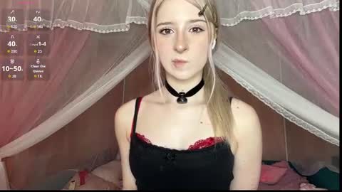 Snapshot of onlyeva1 chatting on 07/28/26, 12:48 Eva online show from 07/28/26, 12:48