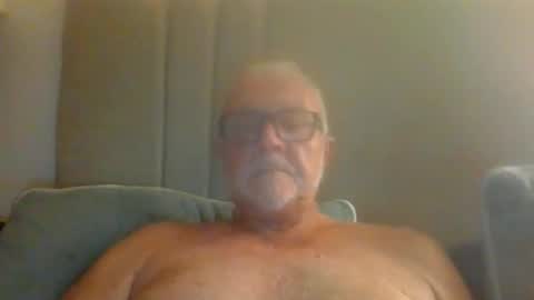 Snapshot of onlyfunwithyou chatting on 12/14/25, 11:31 Onlyfunwithyou online show from 12/14/25, 11:31