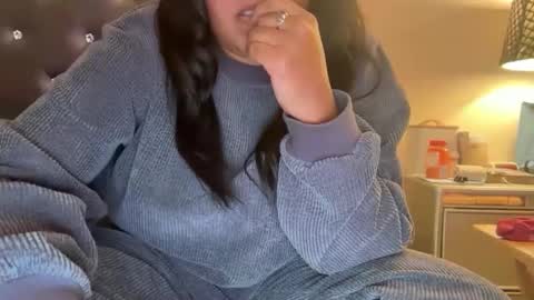 onlyinurdreams00 online show from 11/22/25, 01:37